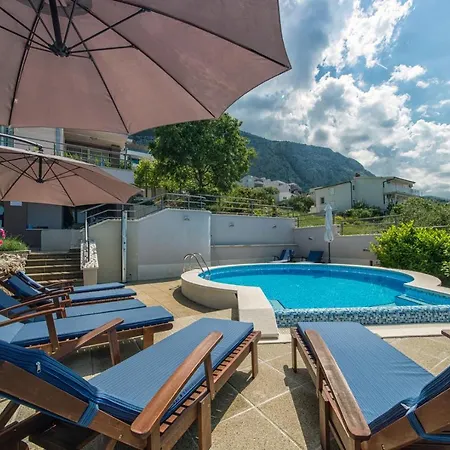 Vila Apartman Moca,