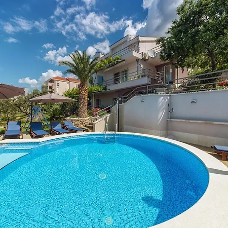 Apartman Moca, *