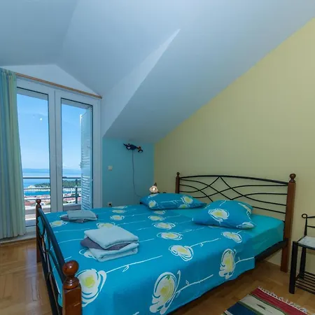Apartman Moca, Vila Makarská