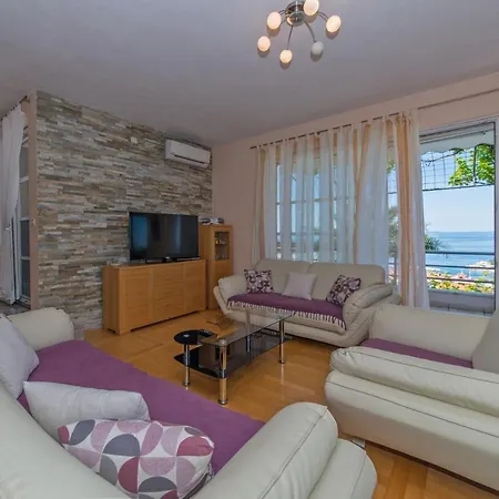 Vila Apartman Moca, Makarská