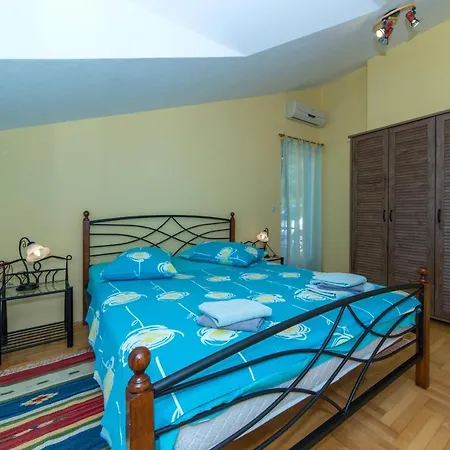 Vila Apartman Moca,